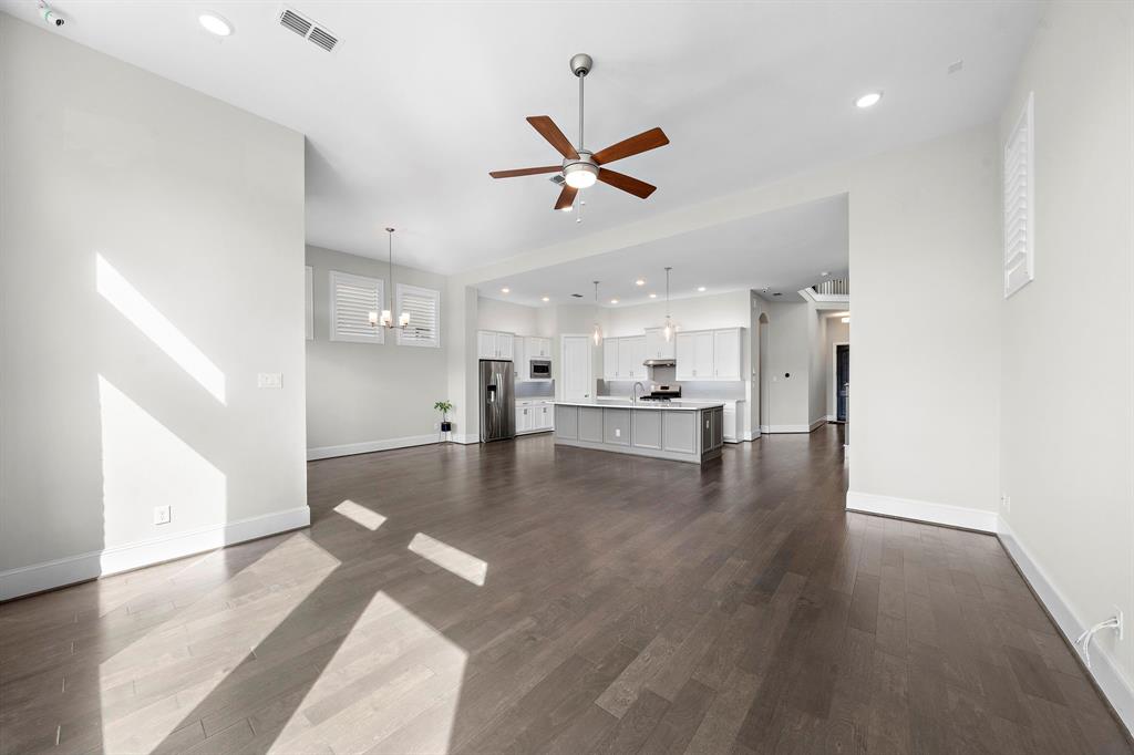 1405 Arkley Way