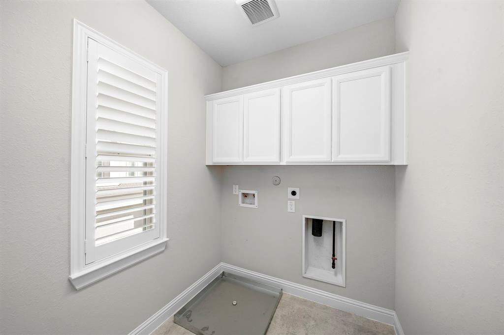 1405 Arkley Way