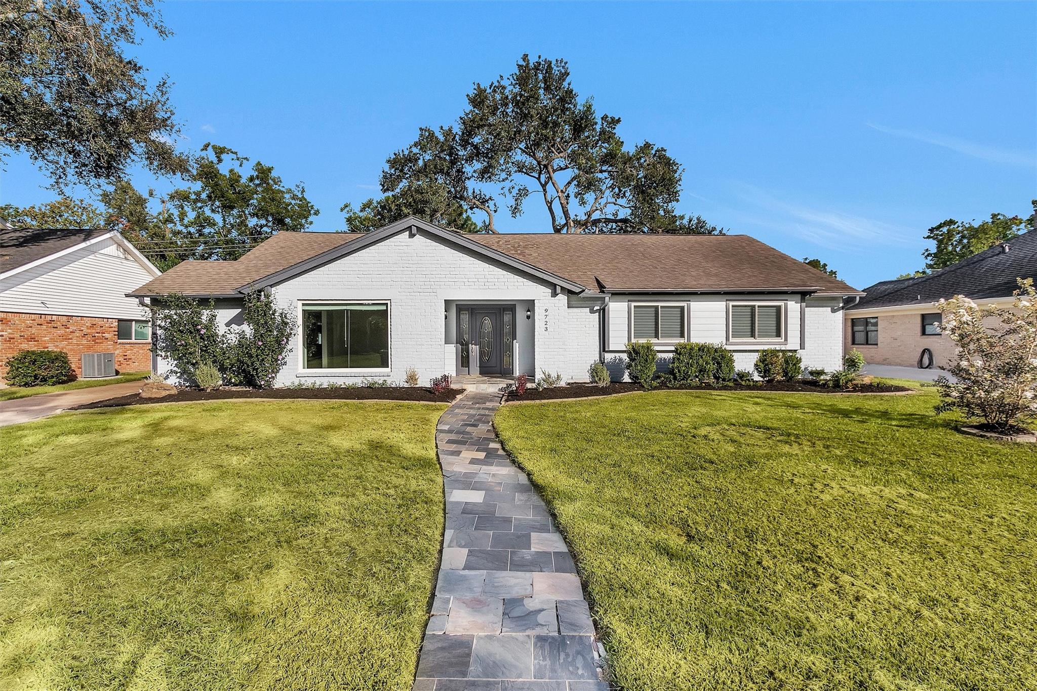 9723 Moorberry Lane