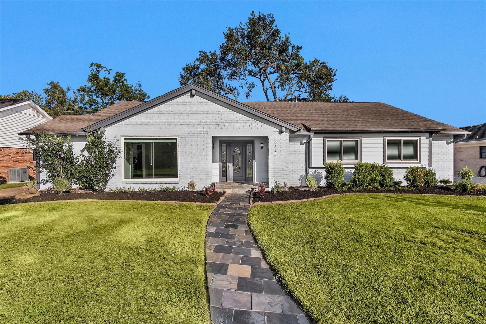 9723 Moorberry Lane