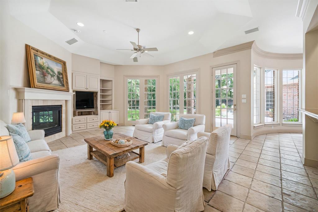 915 Huntington Cove