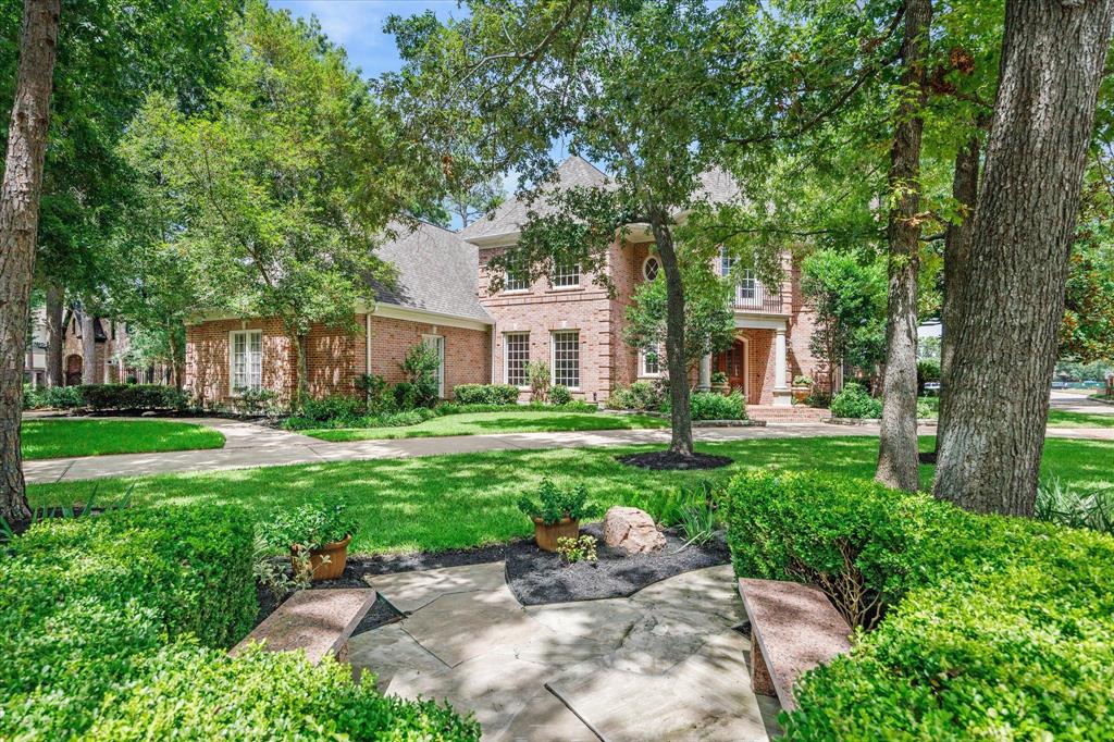 915 Huntington Cove
