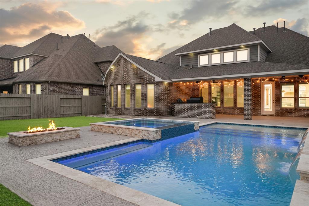 2306 Piney Creek Drive