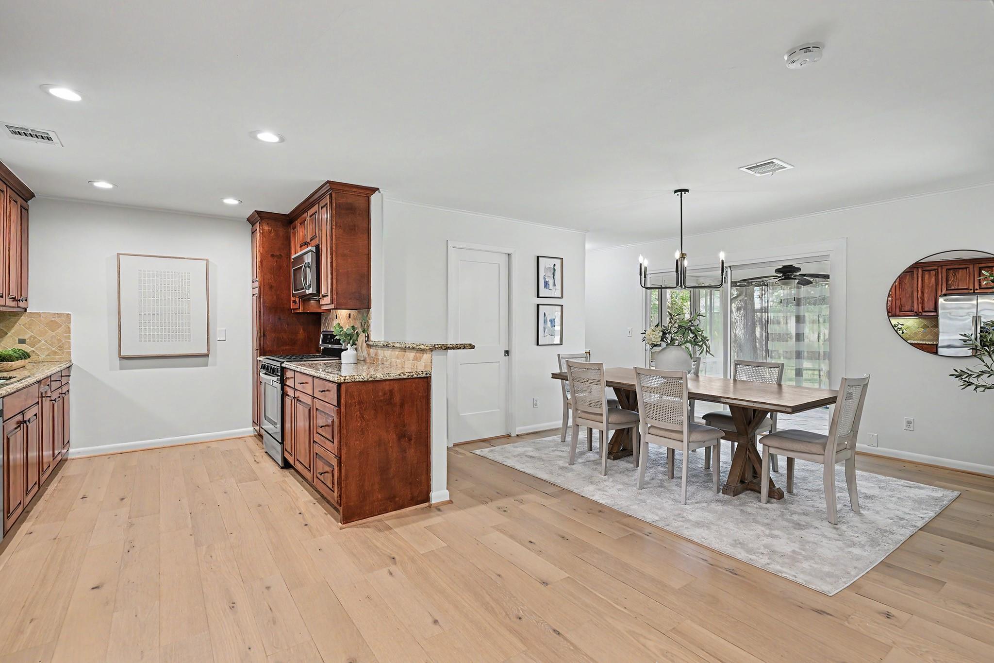 5322 Creekbend Drive