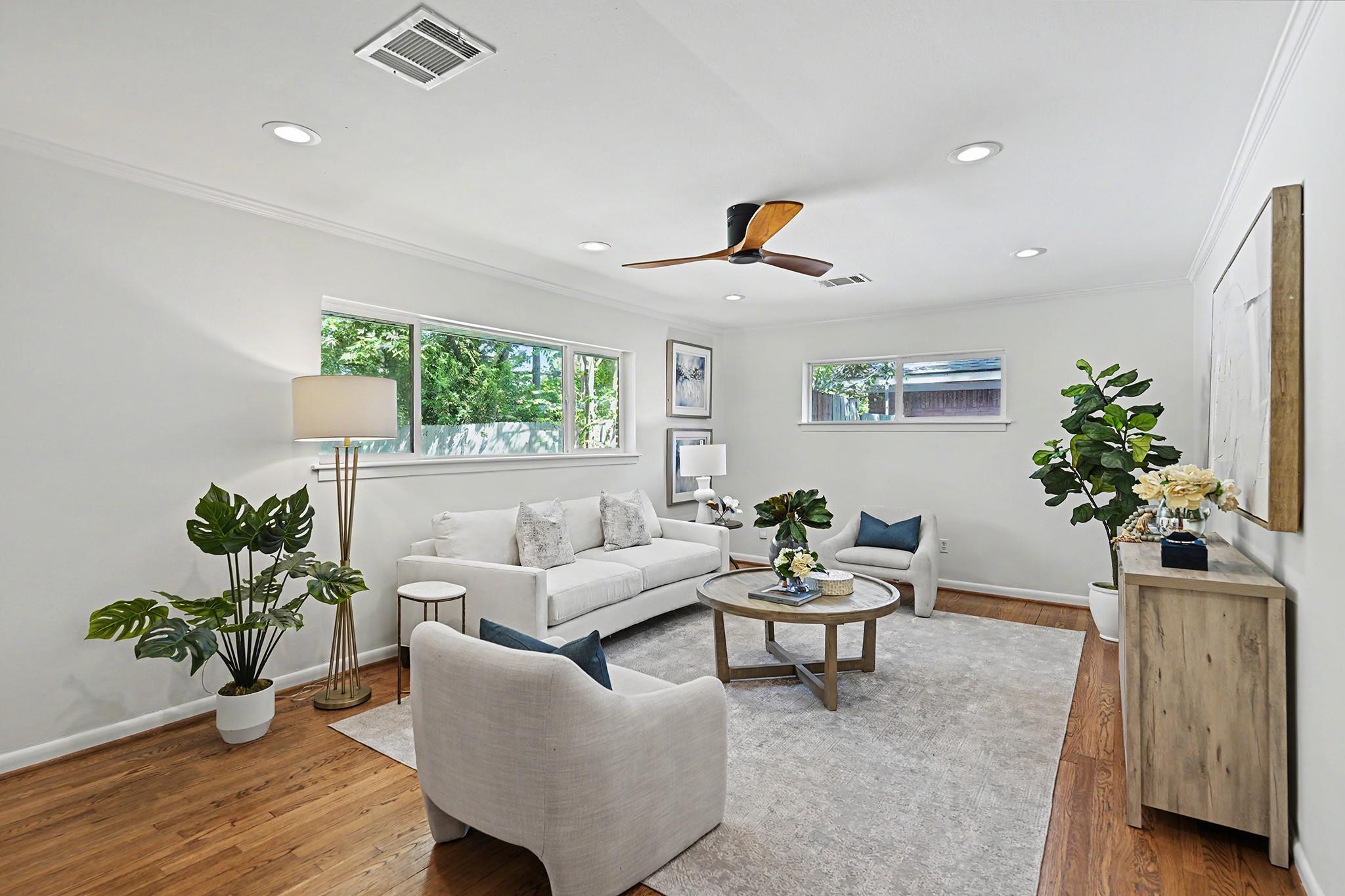 5322 Creekbend Drive