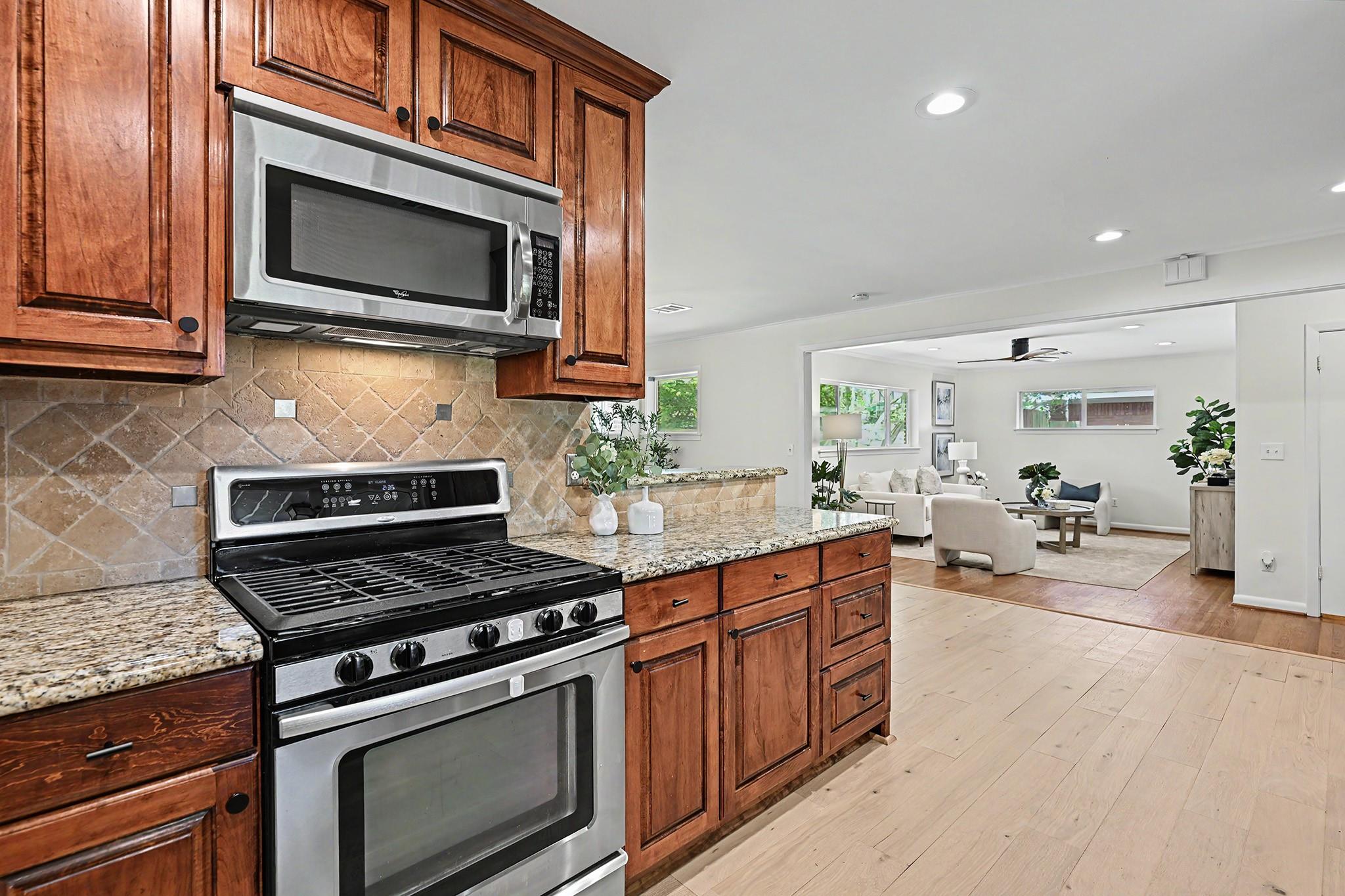 5322 Creekbend Drive
