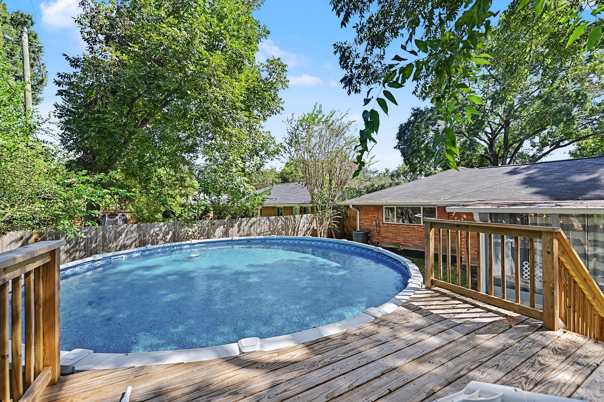 5322 Creekbend Drive