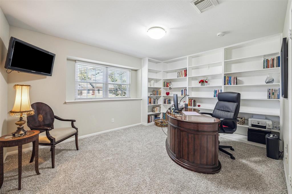 9831 Vogue Lane