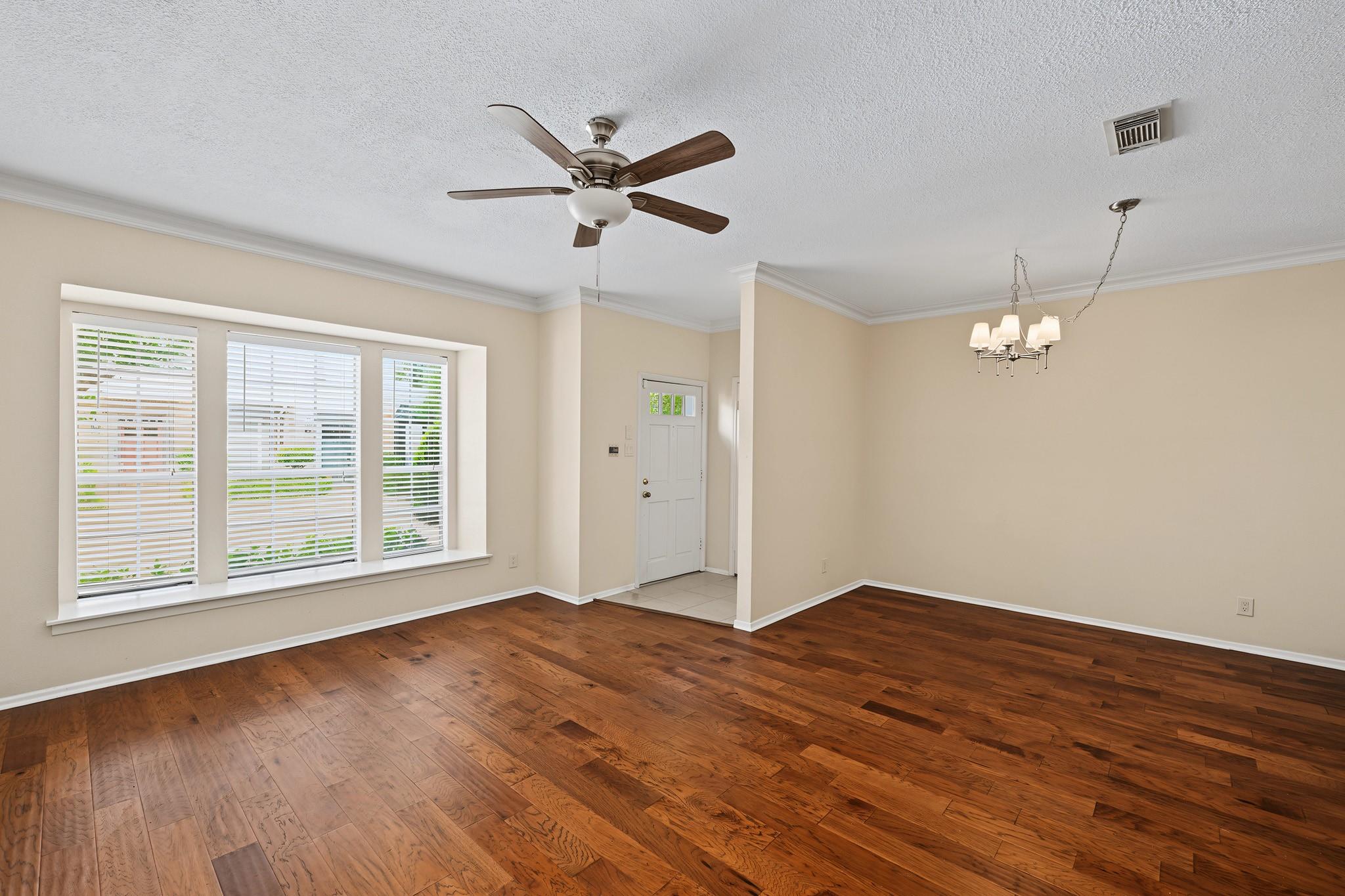 3721 Wakeforest