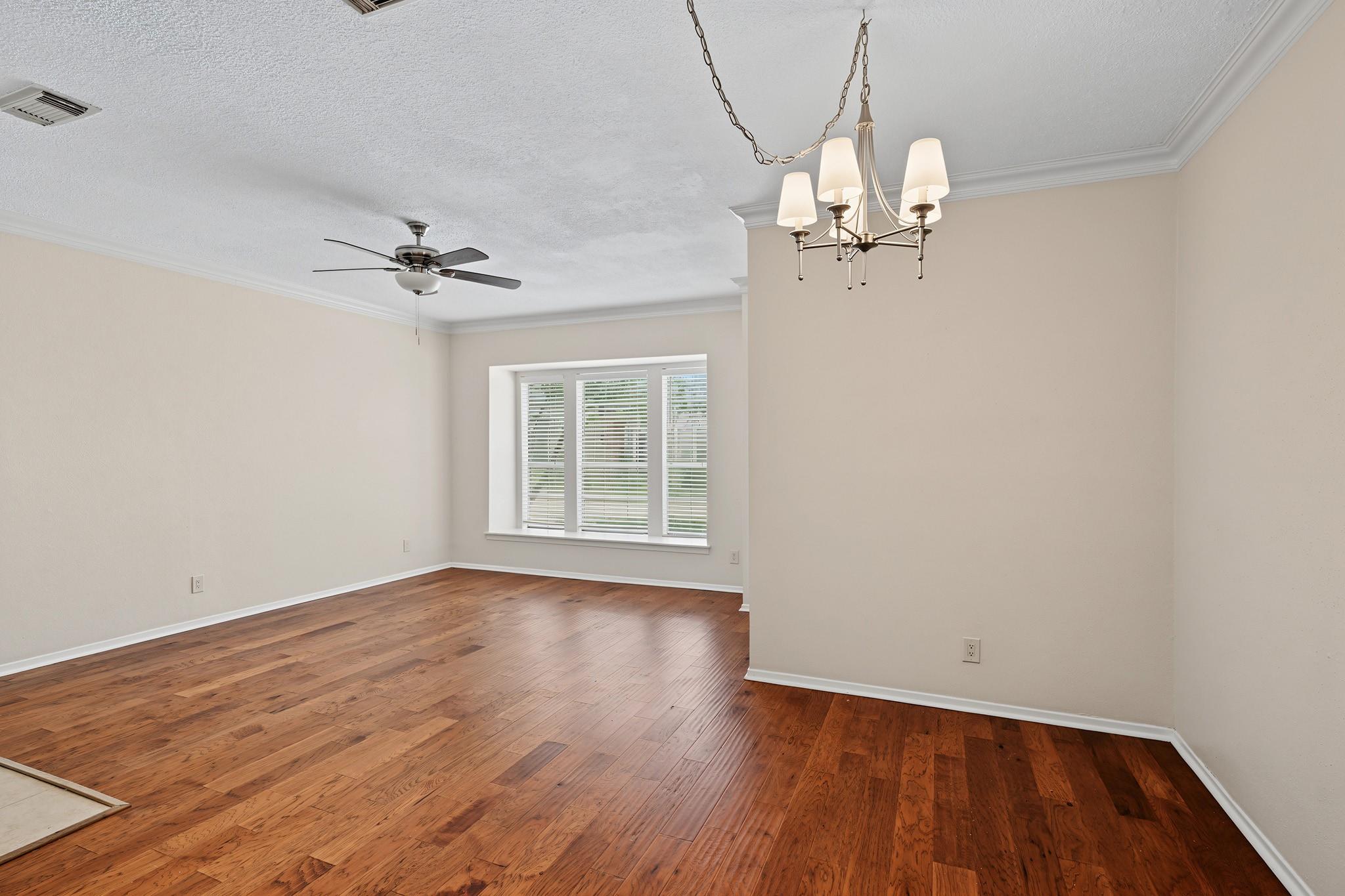3721 Wakeforest