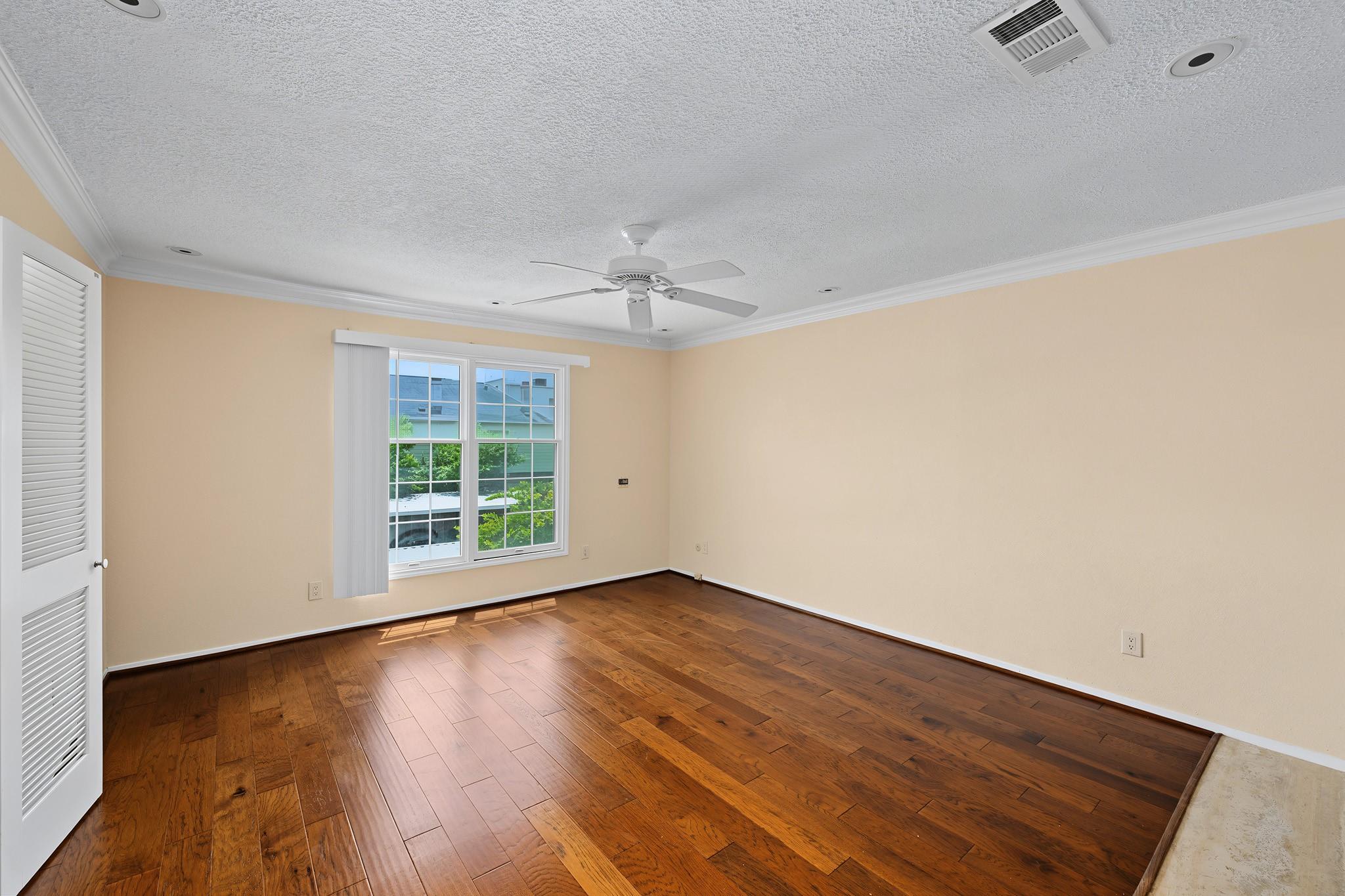 3721 Wakeforest