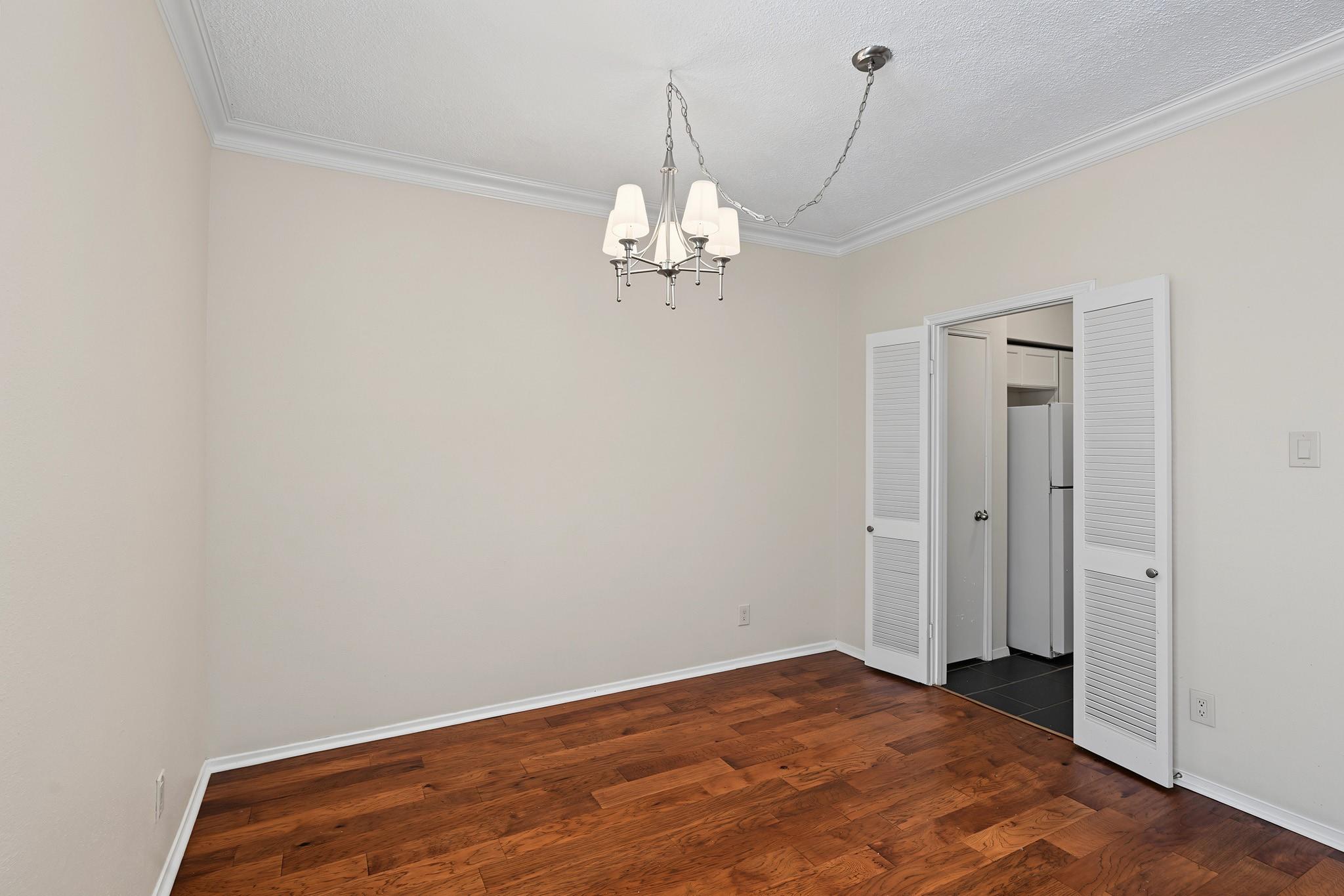 3721 Wakeforest