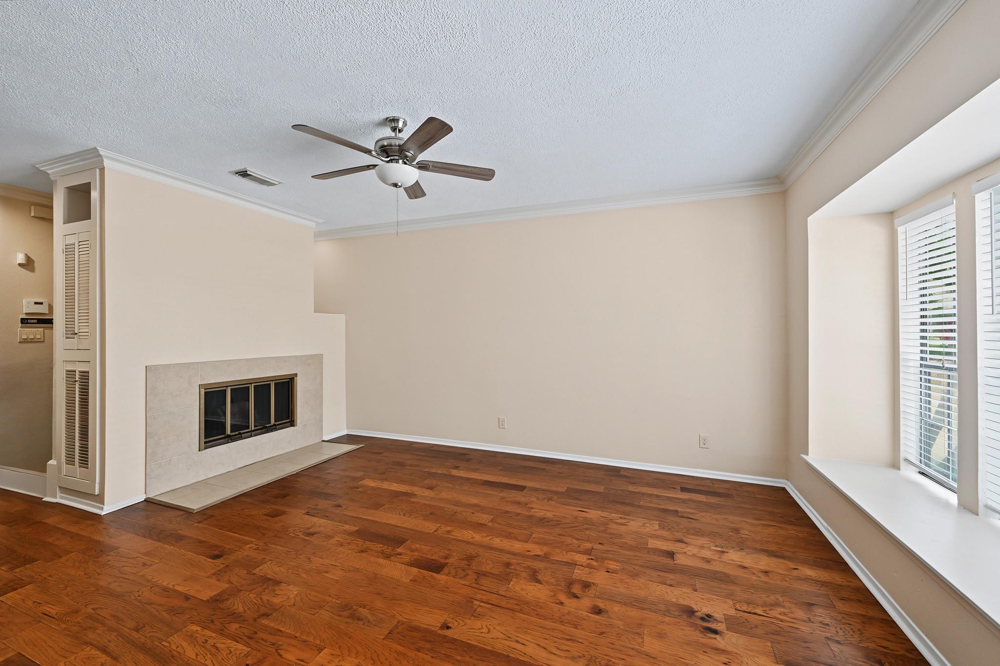 3721 Wakeforest