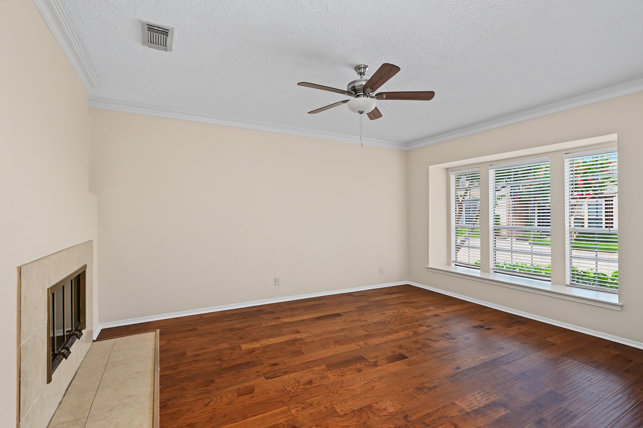 3721 Wakeforest