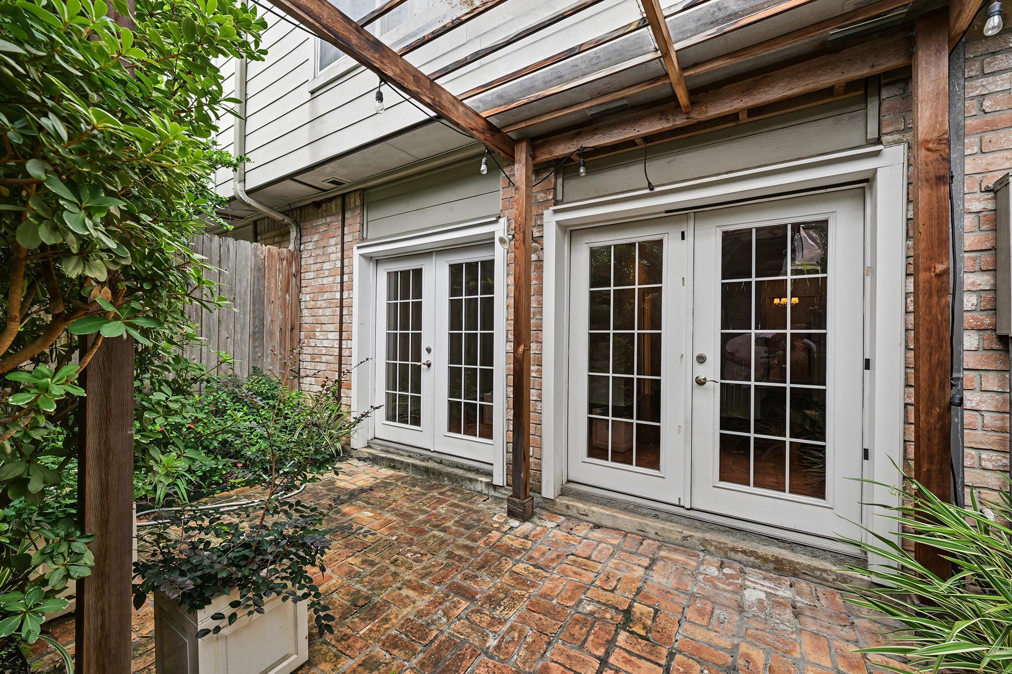 3721 Wakeforest