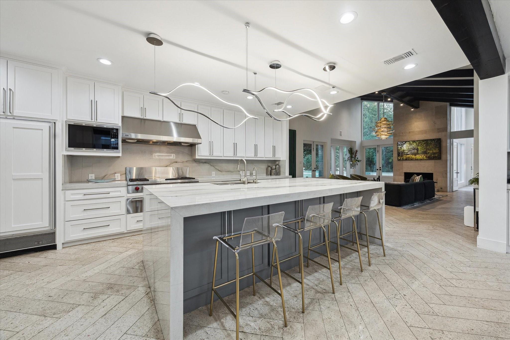 8 E Rivercrest Drive