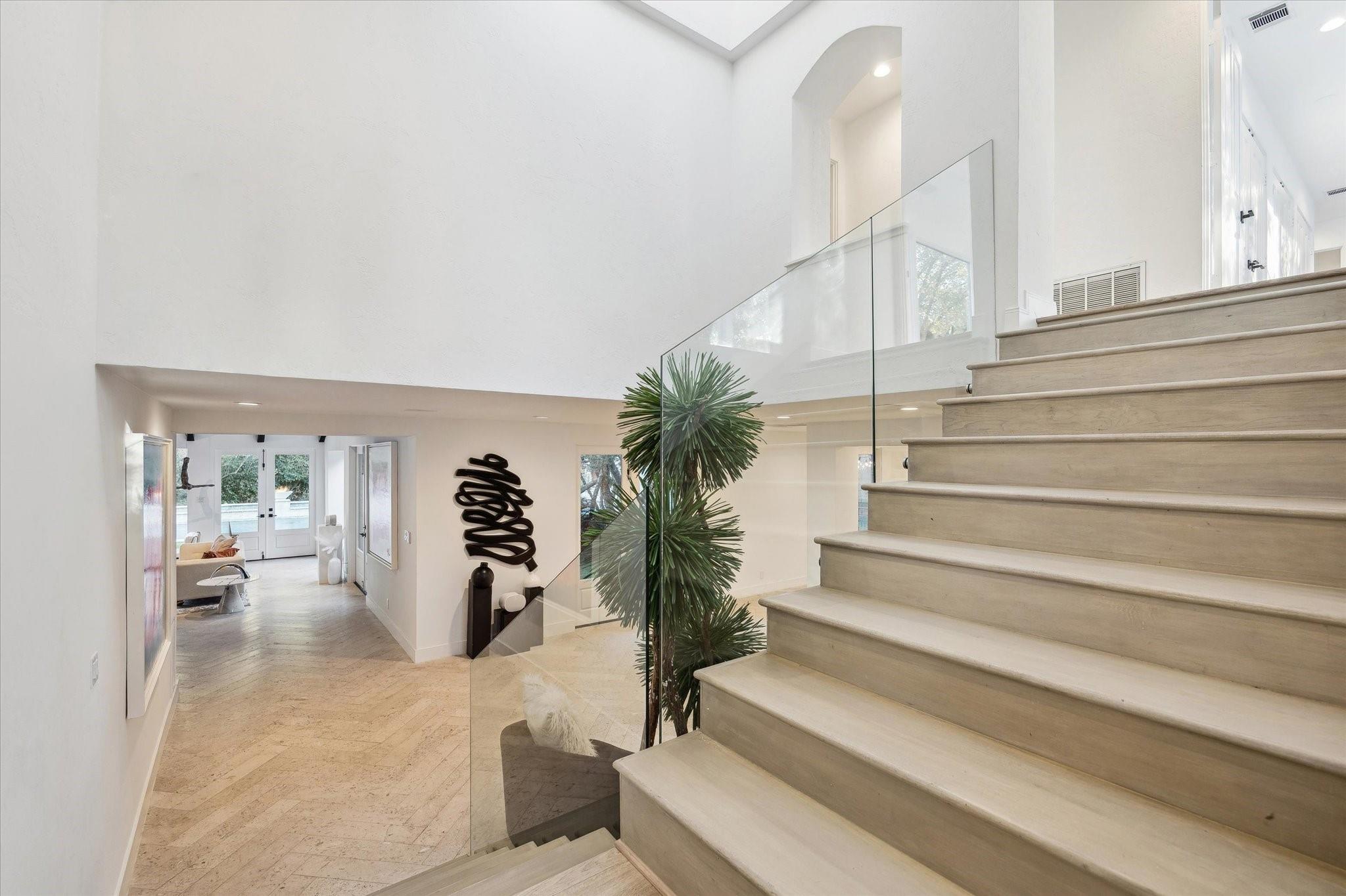 8 E Rivercrest Drive