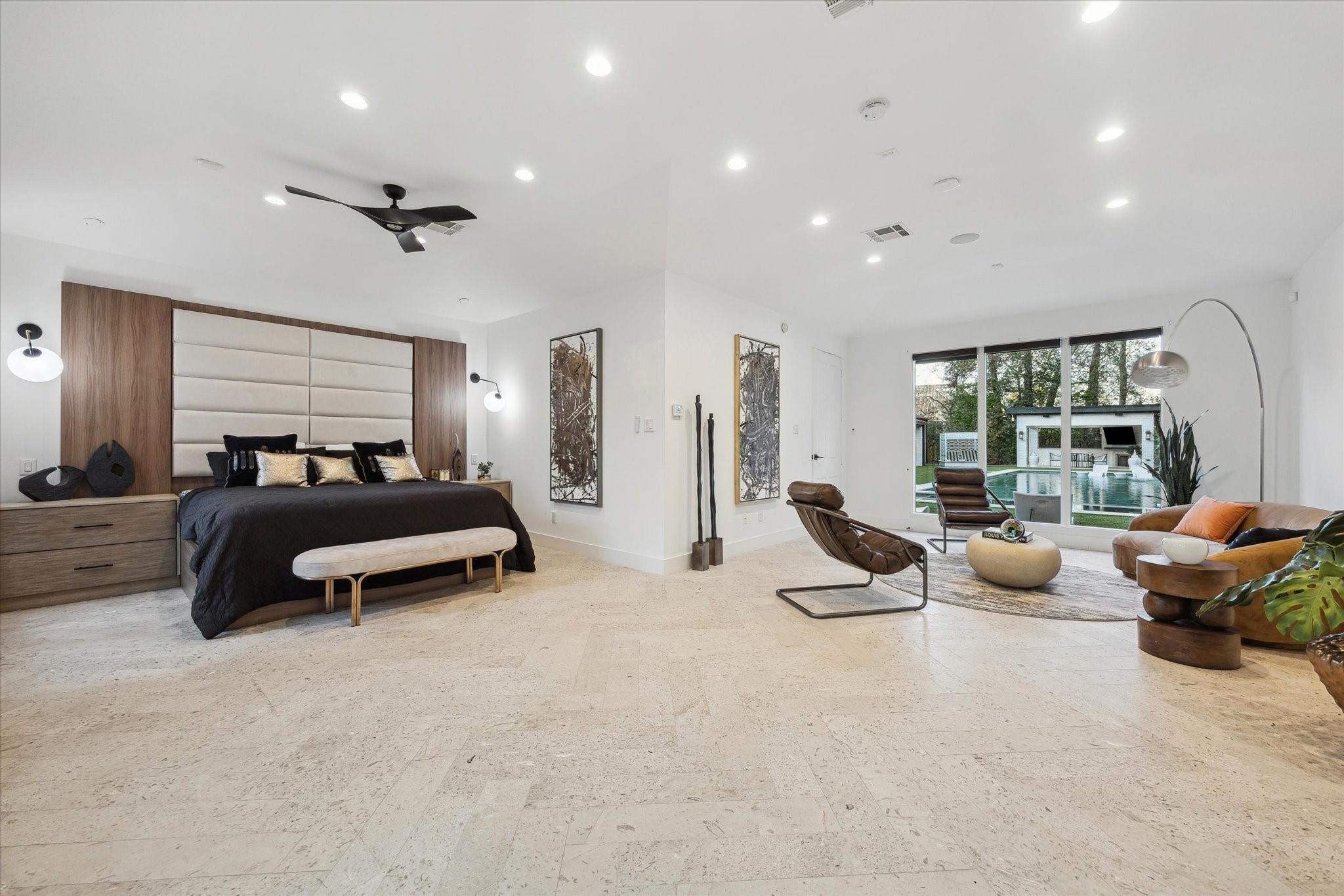 8 E Rivercrest Drive