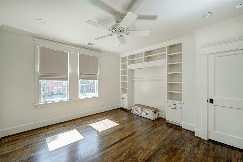 1812 Albans Road