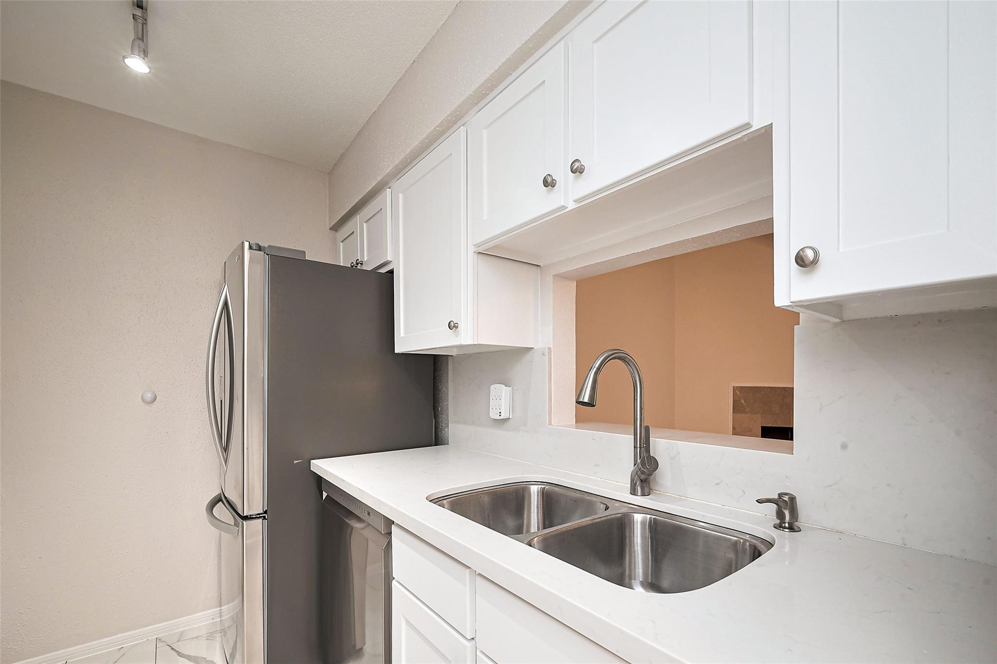 5711 Sugar Hill Drive # 100