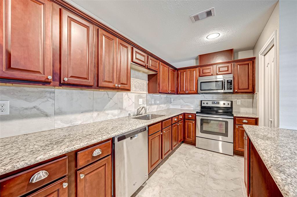 5333 Richmond Avenue # 30