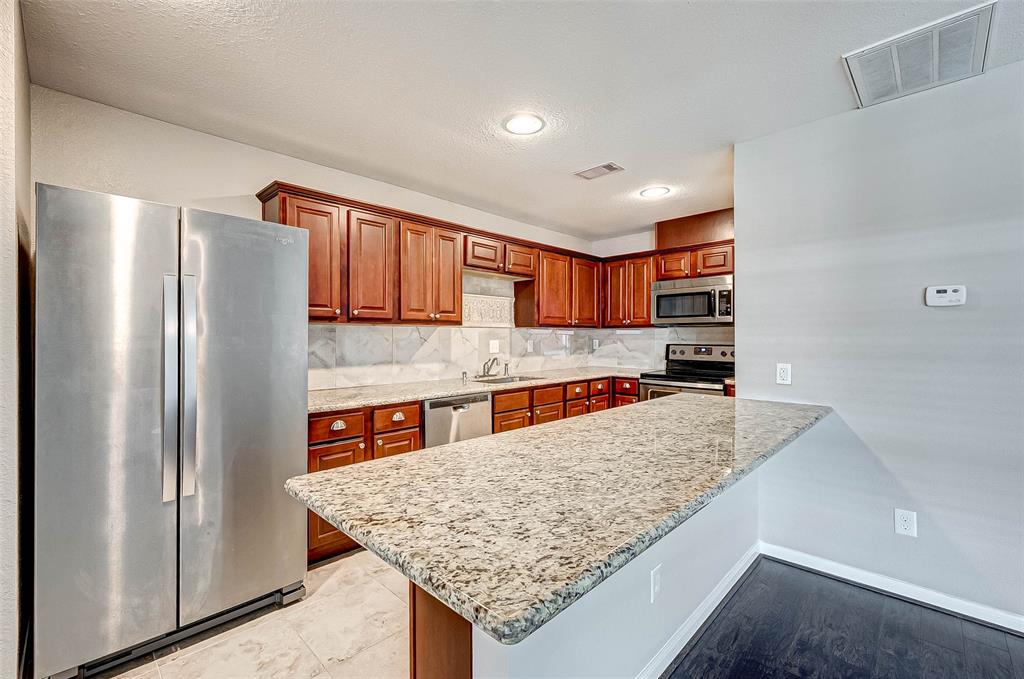 5333 Richmond Avenue # 30