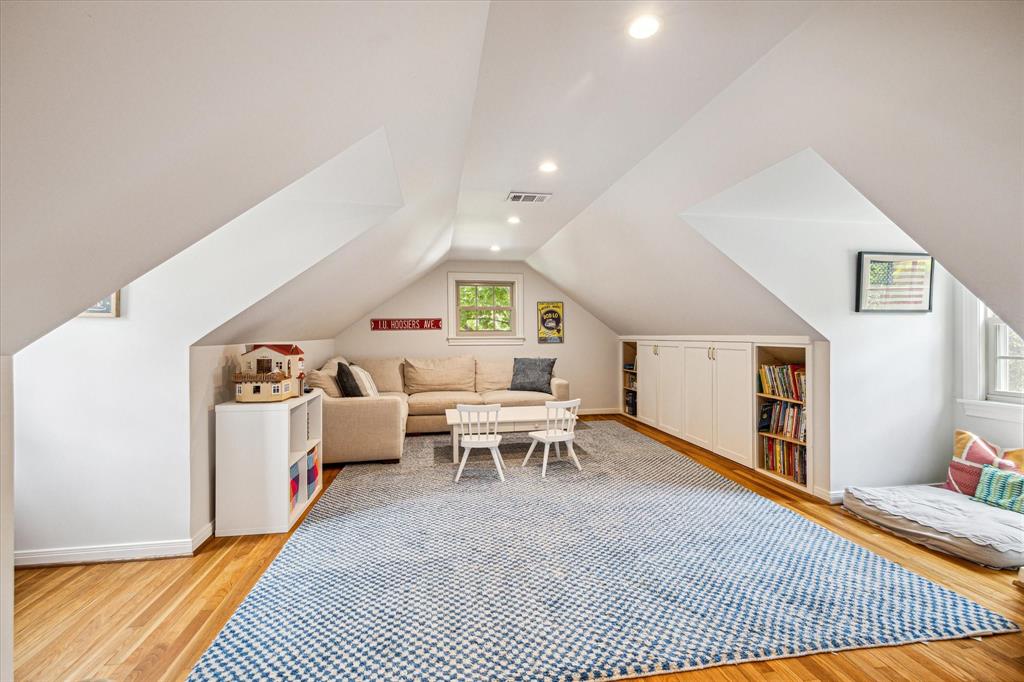 2131 Addison Road