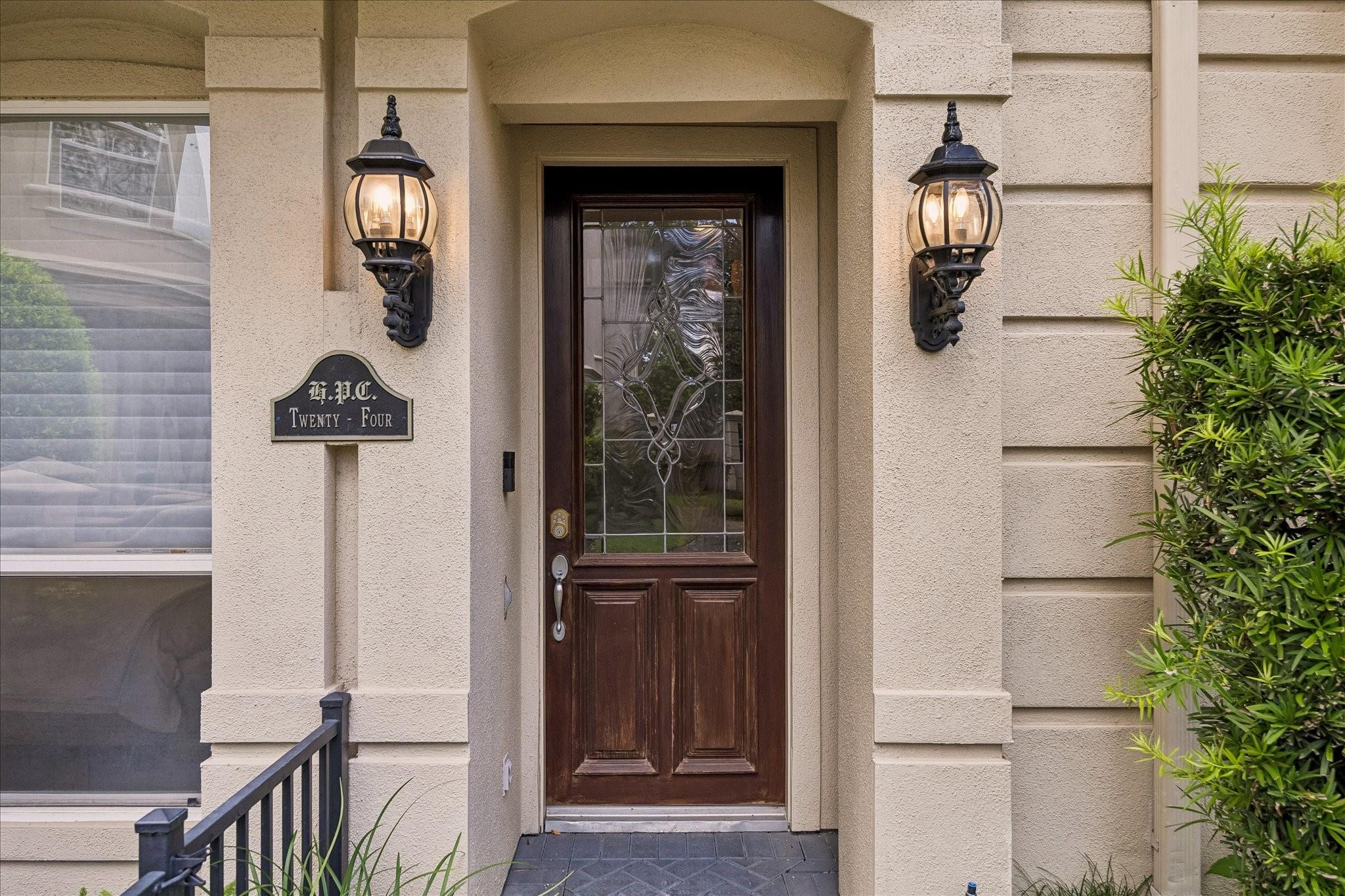 1515 Hyde Park Boulevard # 24