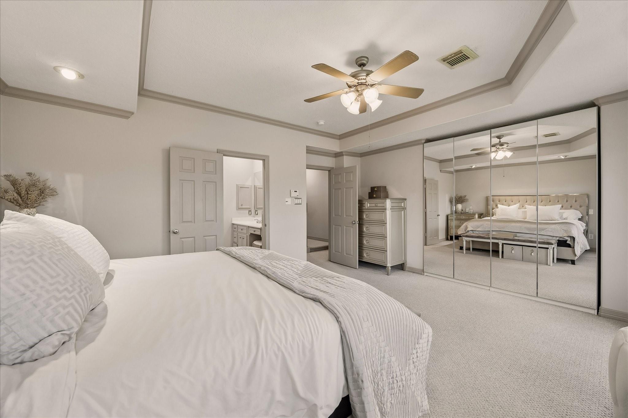 1515 Hyde Park Boulevard # 24