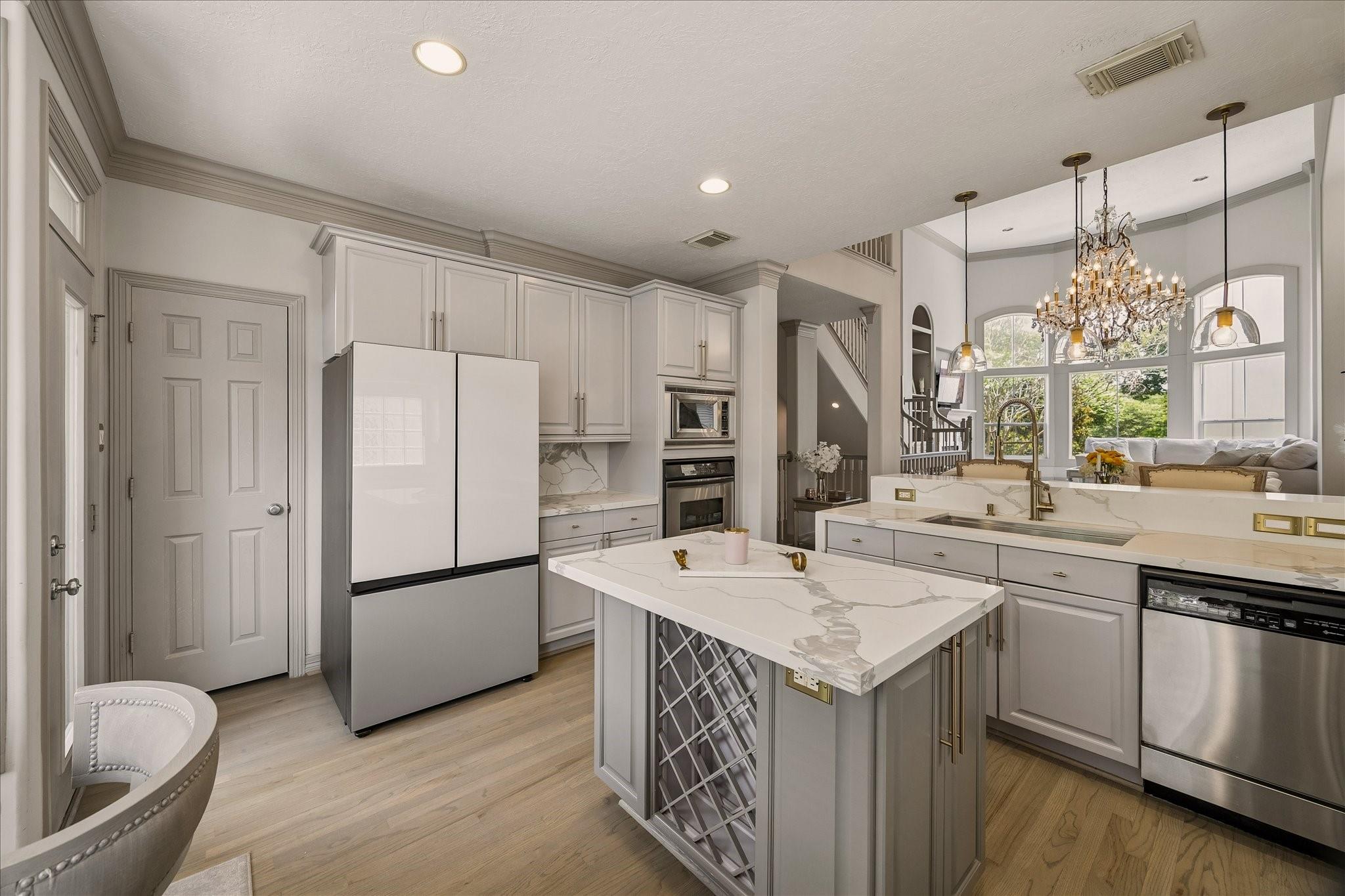 1515 Hyde Park Boulevard # 24