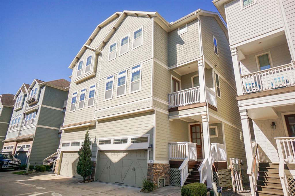 1216 Hobbs Reach Lane