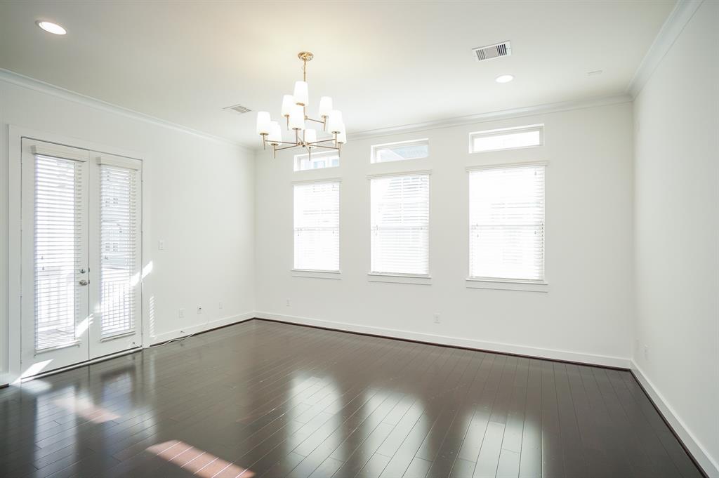 1216 Hobbs Reach Lane