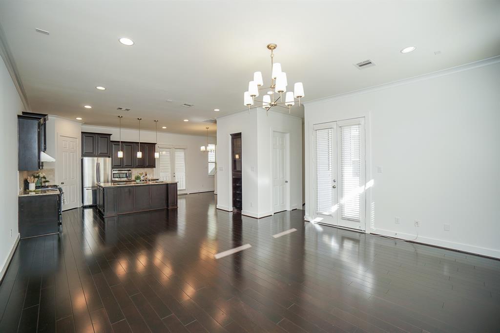 1216 Hobbs Reach Lane