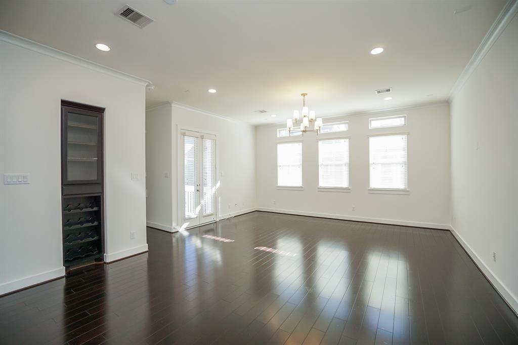 1216 Hobbs Reach Lane