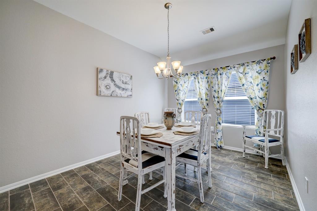 2226 Village Side Trail