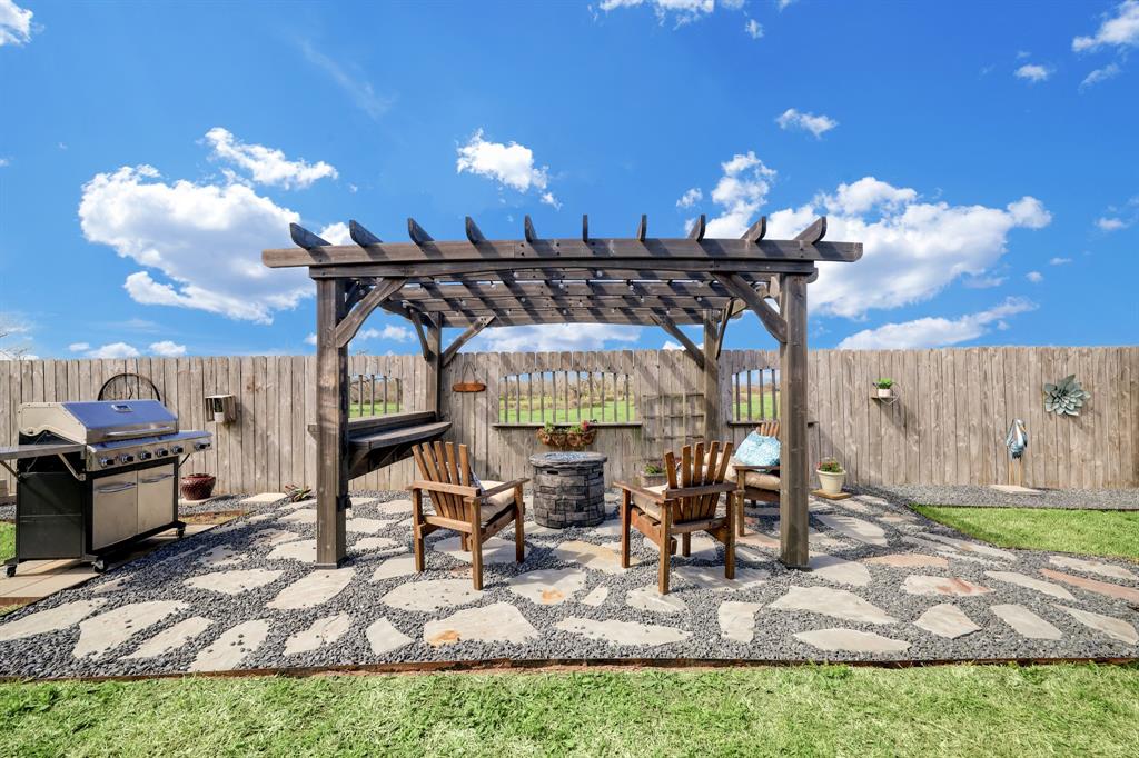 2226 Village Side Trail