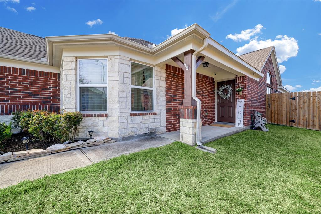 2226 Village Side Trail