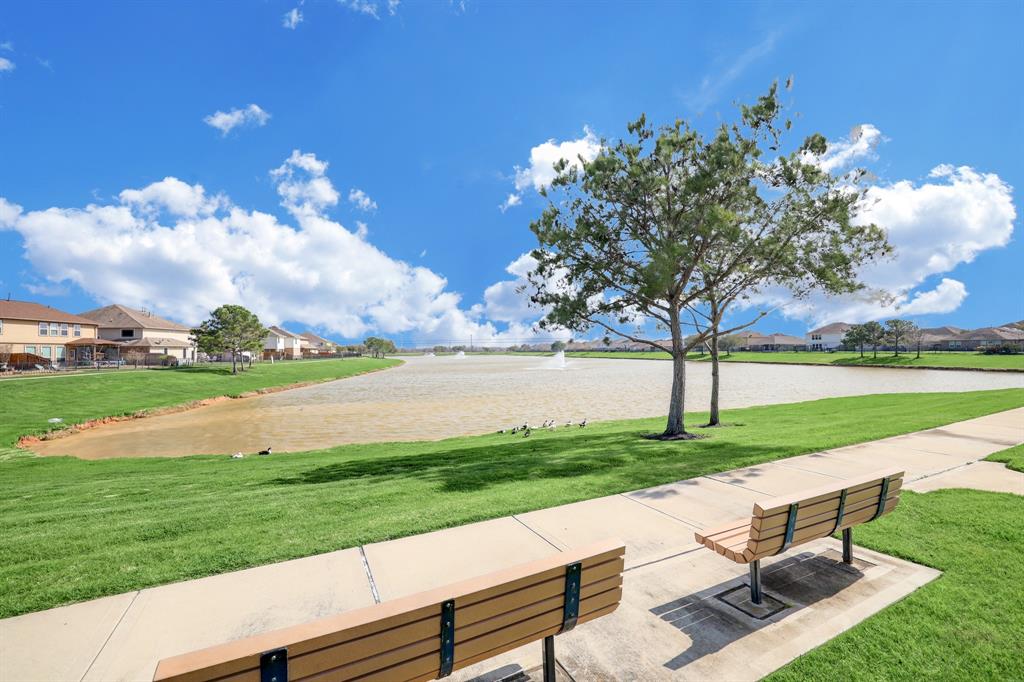 2226 Village Side Trail