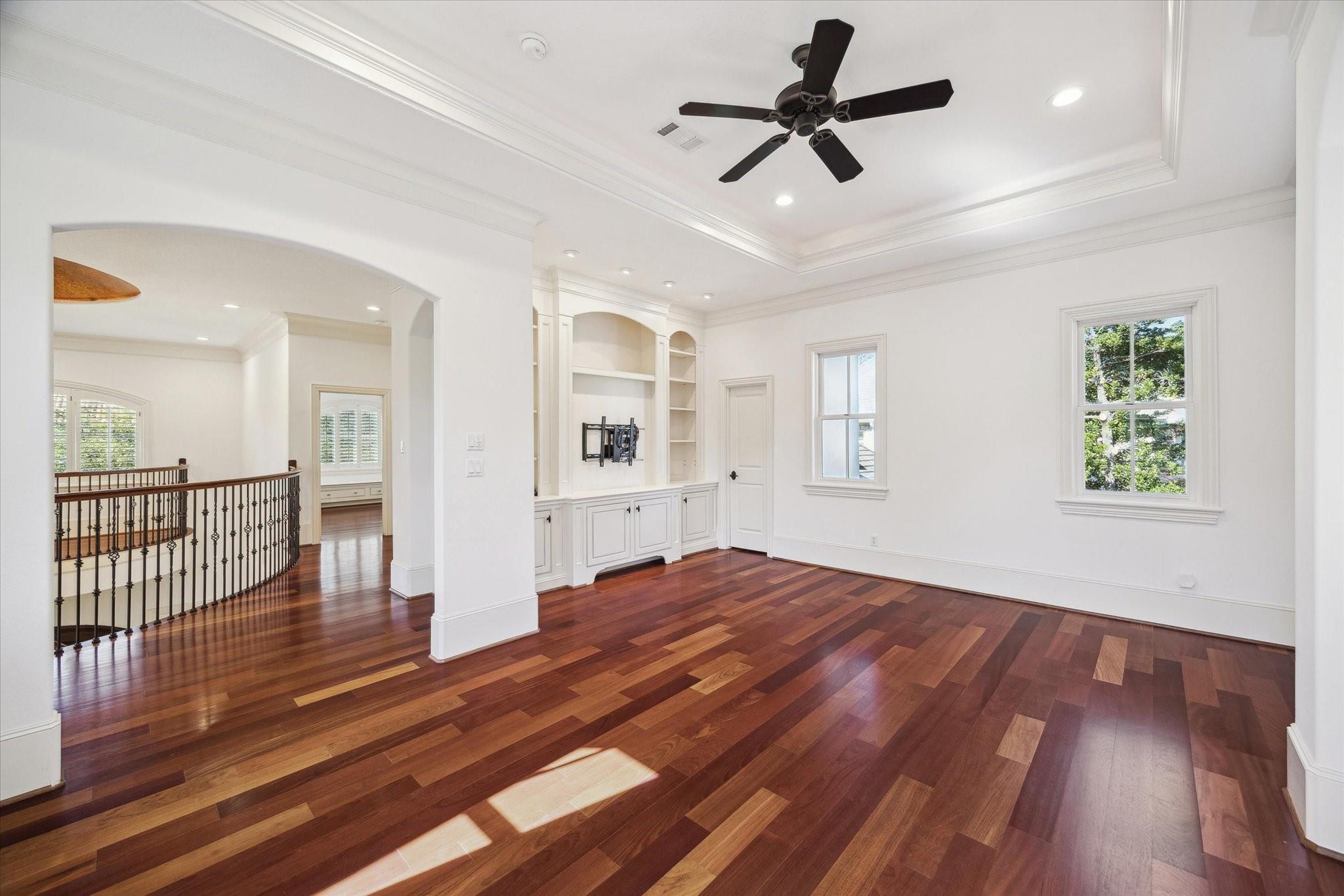 210 Glenwood Drive