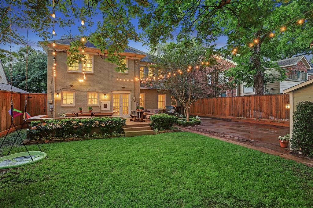 2123 Dunstan Road