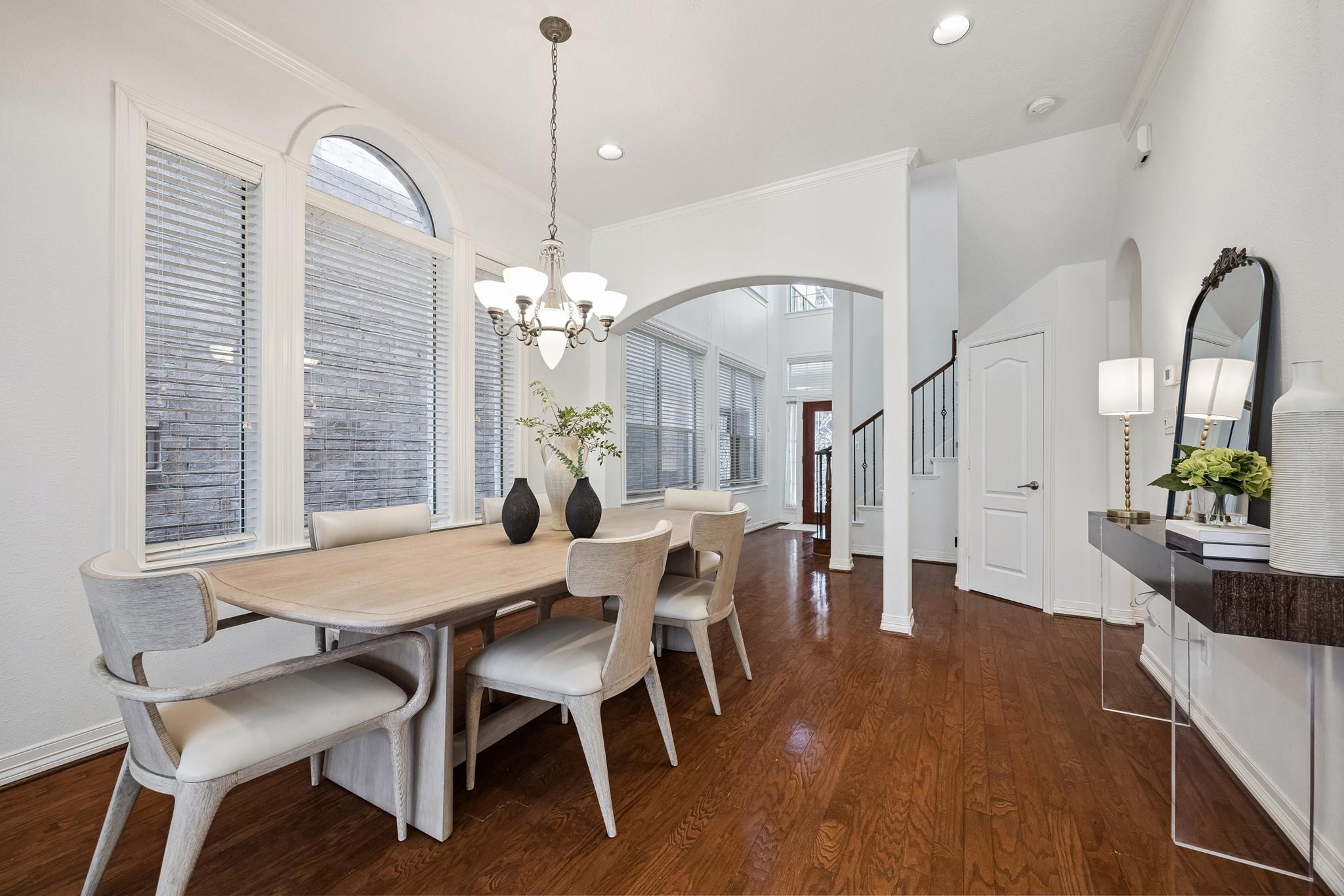 5429 Fairdale Lane