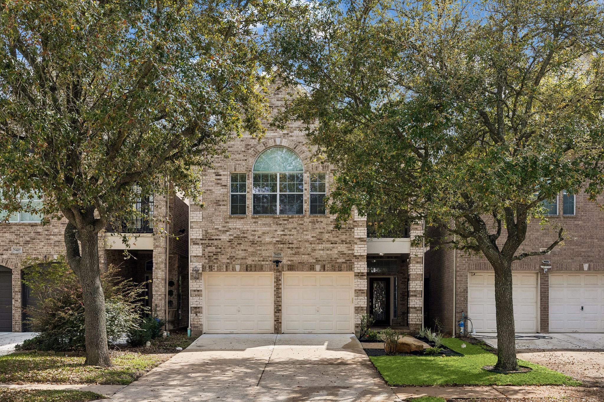 5429 Fairdale Lane
