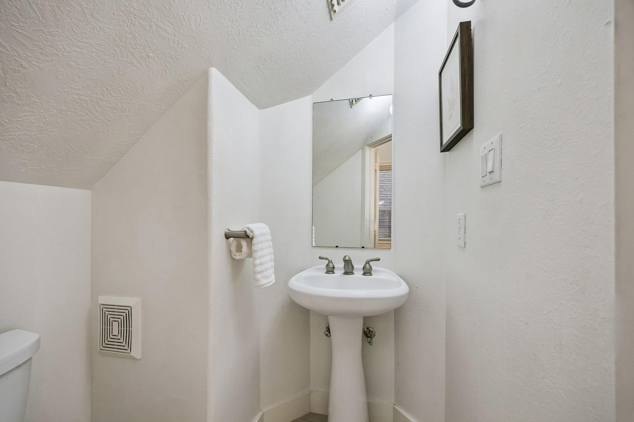 5429 Fairdale Lane
