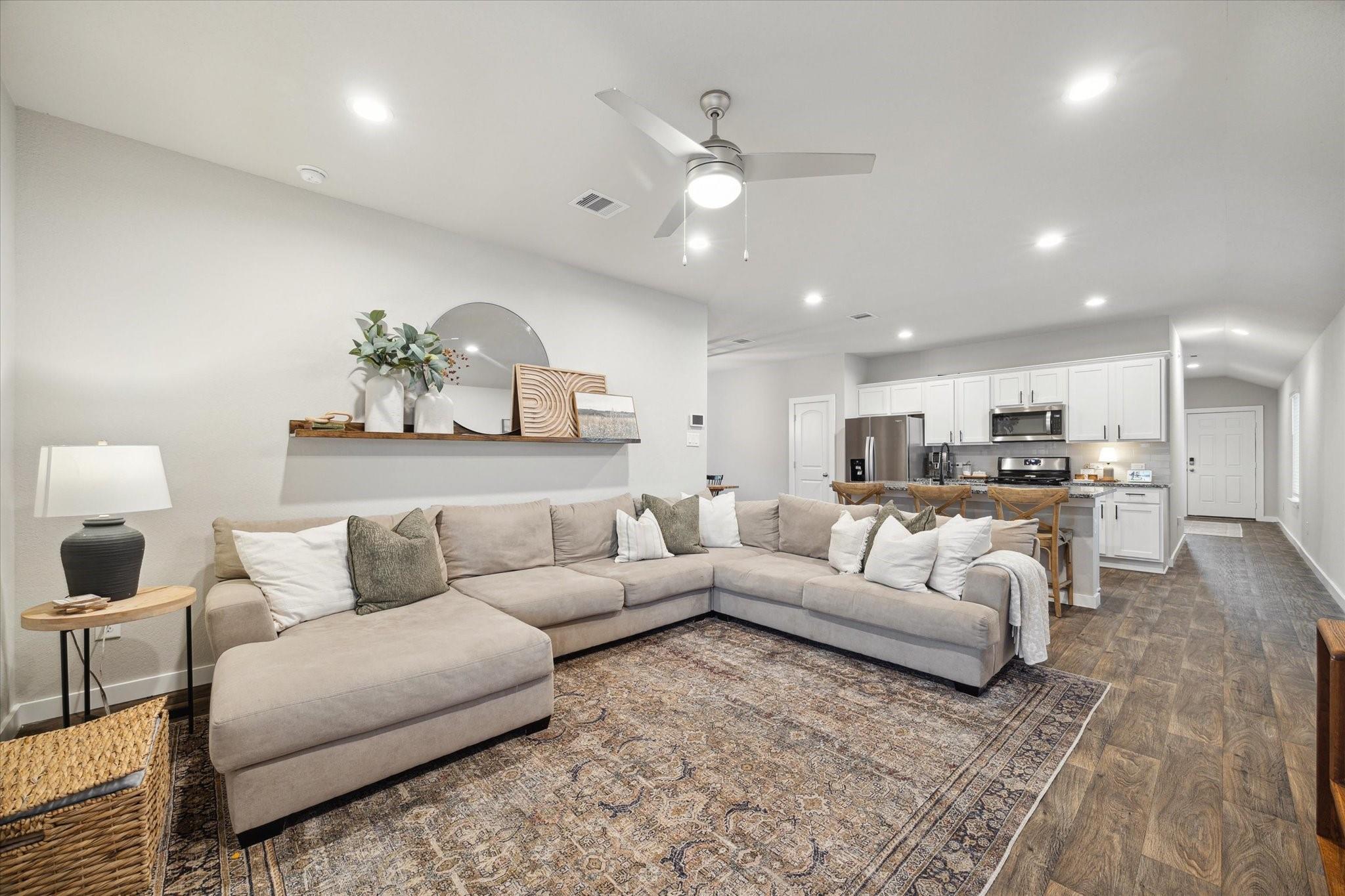 9833 Glen Brook Lane