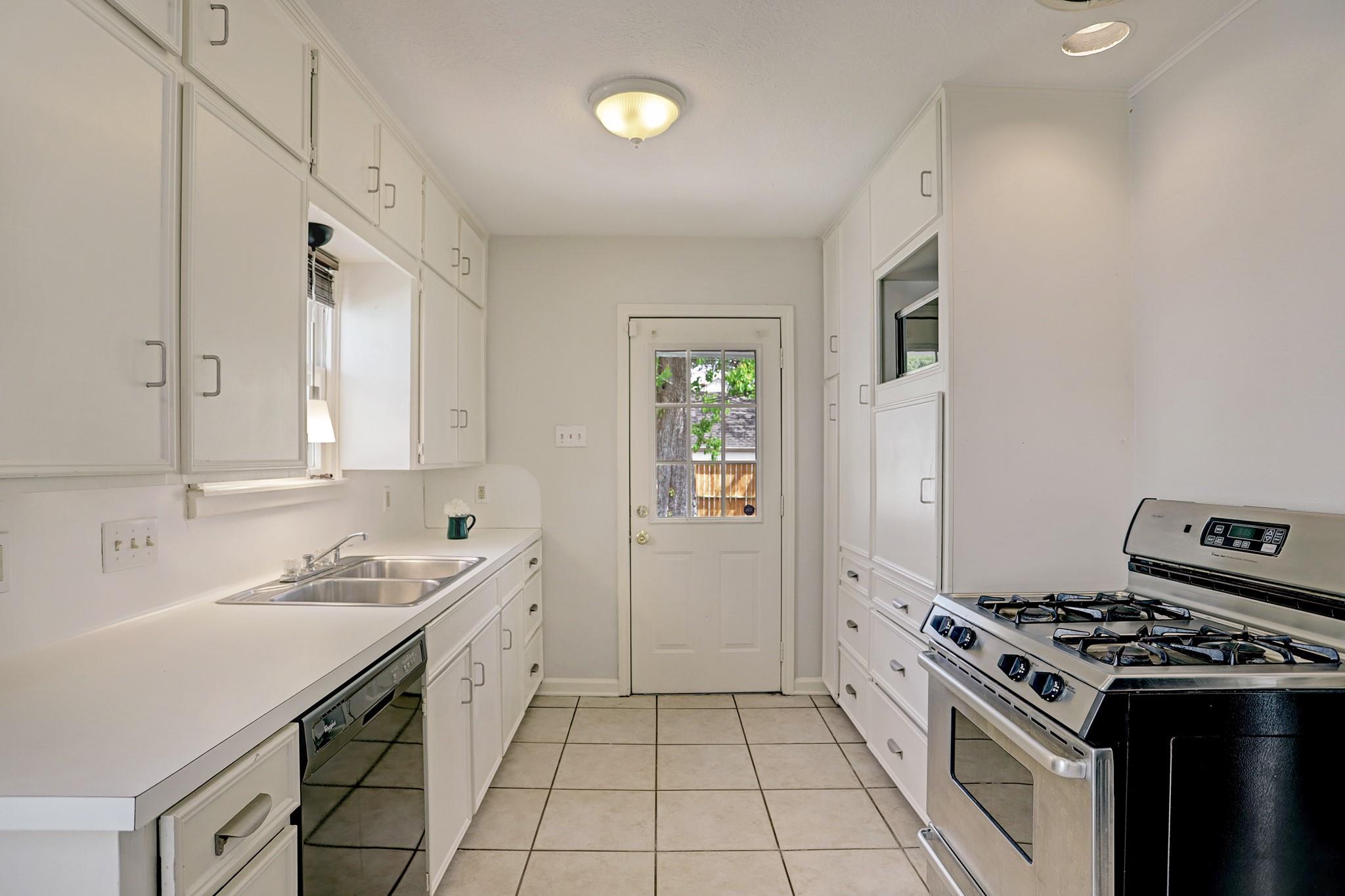 2402 Southgate Boulevard