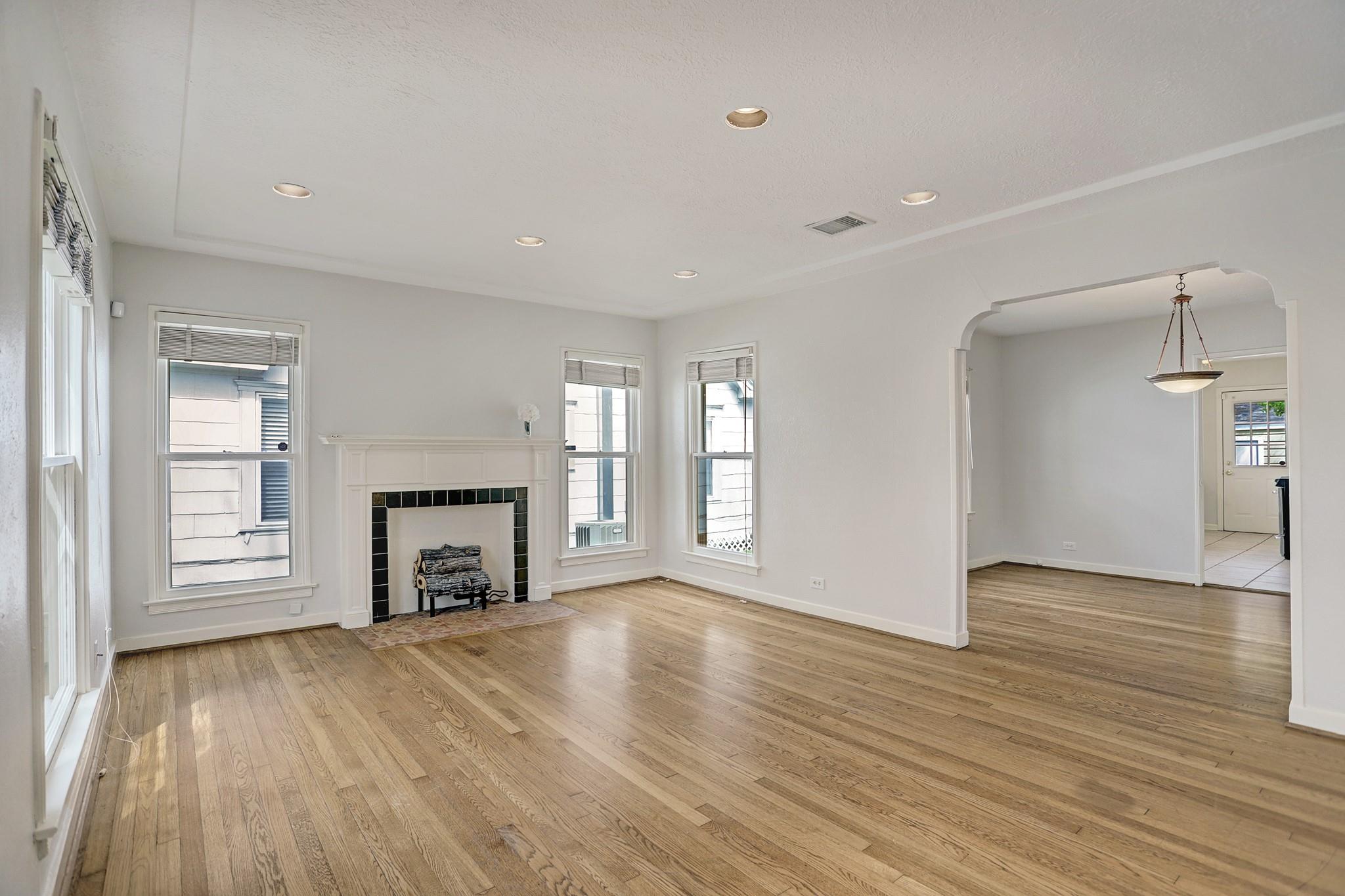 2402 Southgate Boulevard