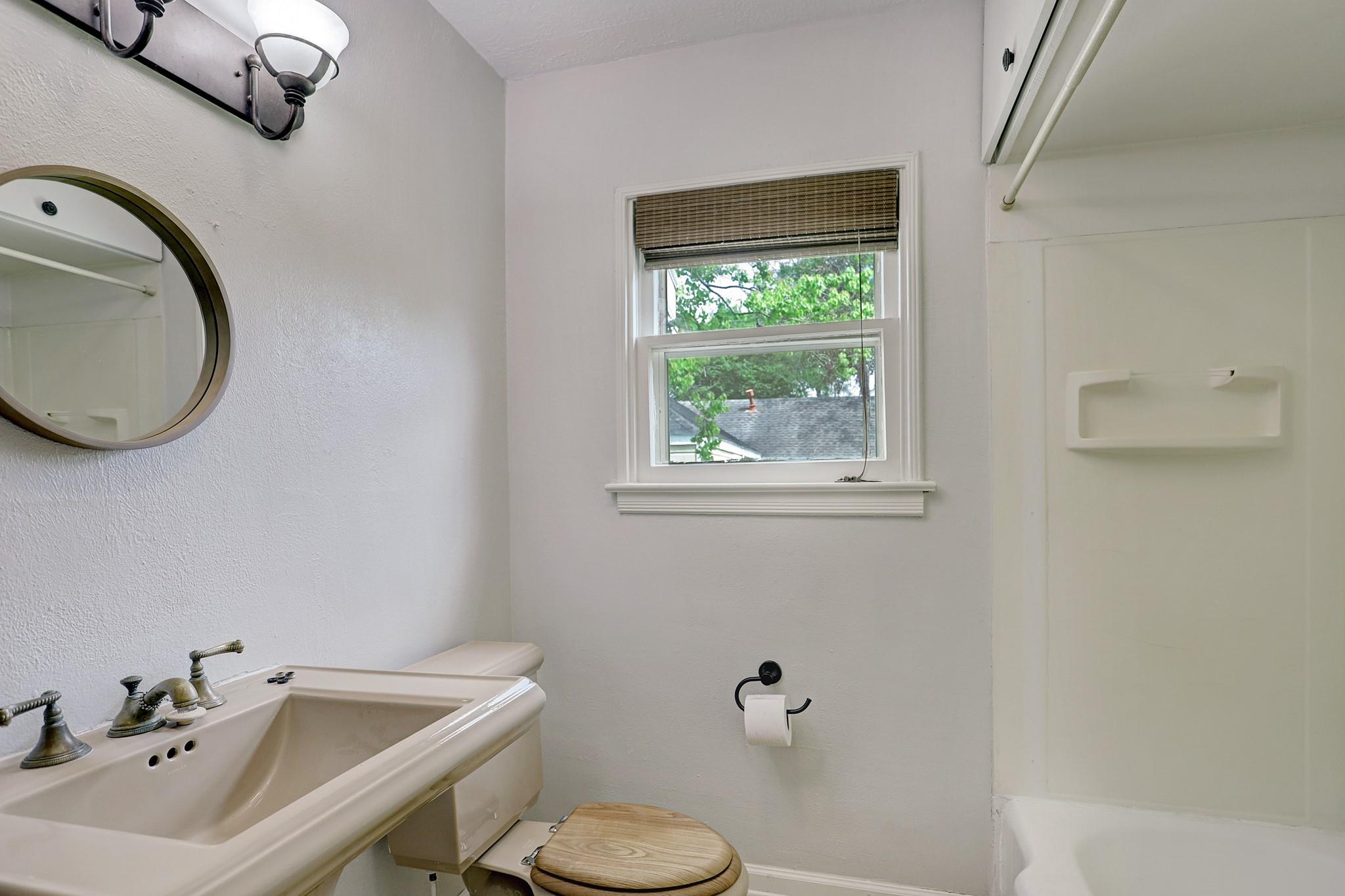 2402 Southgate Boulevard