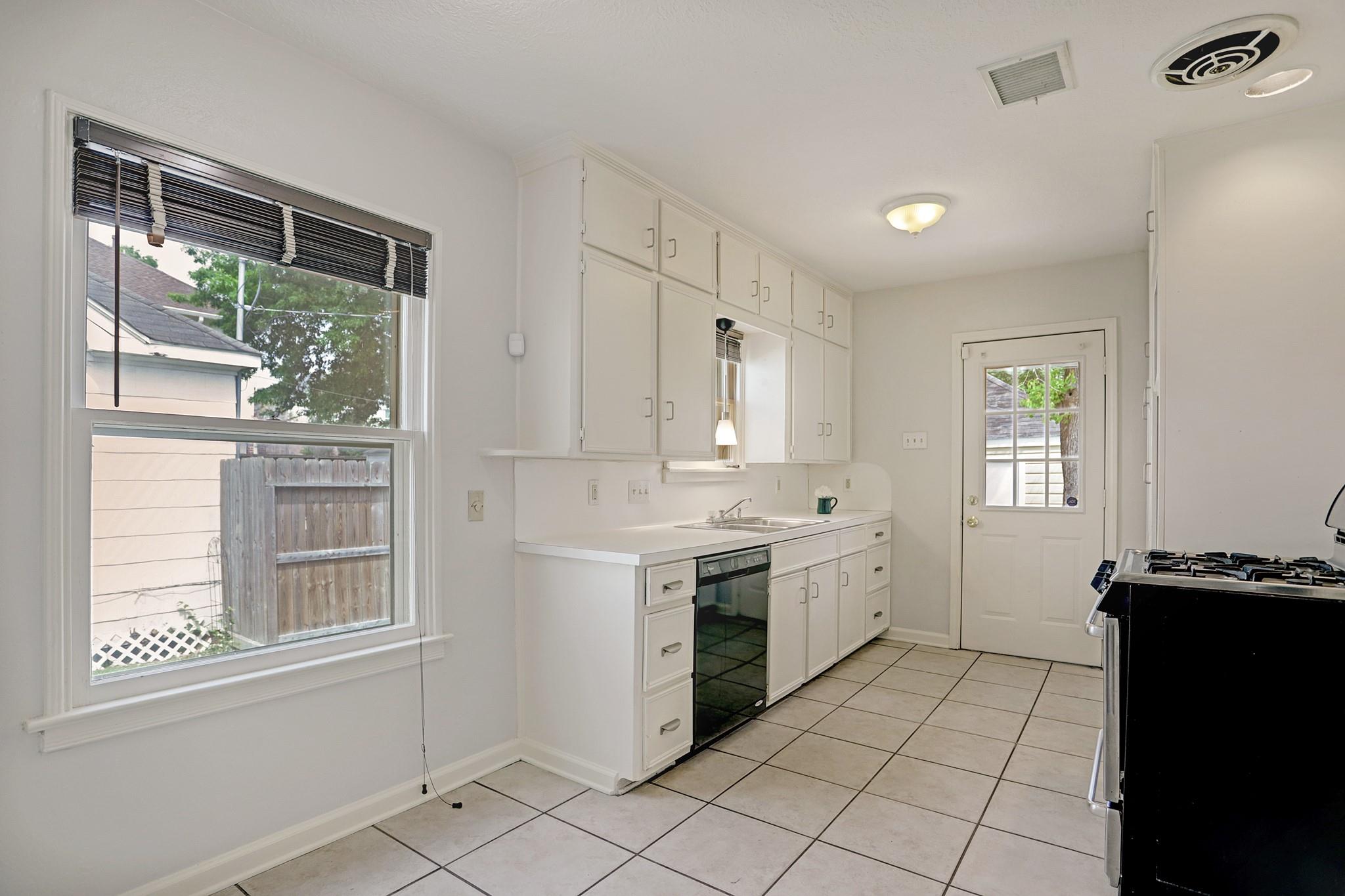 2402 Southgate Boulevard