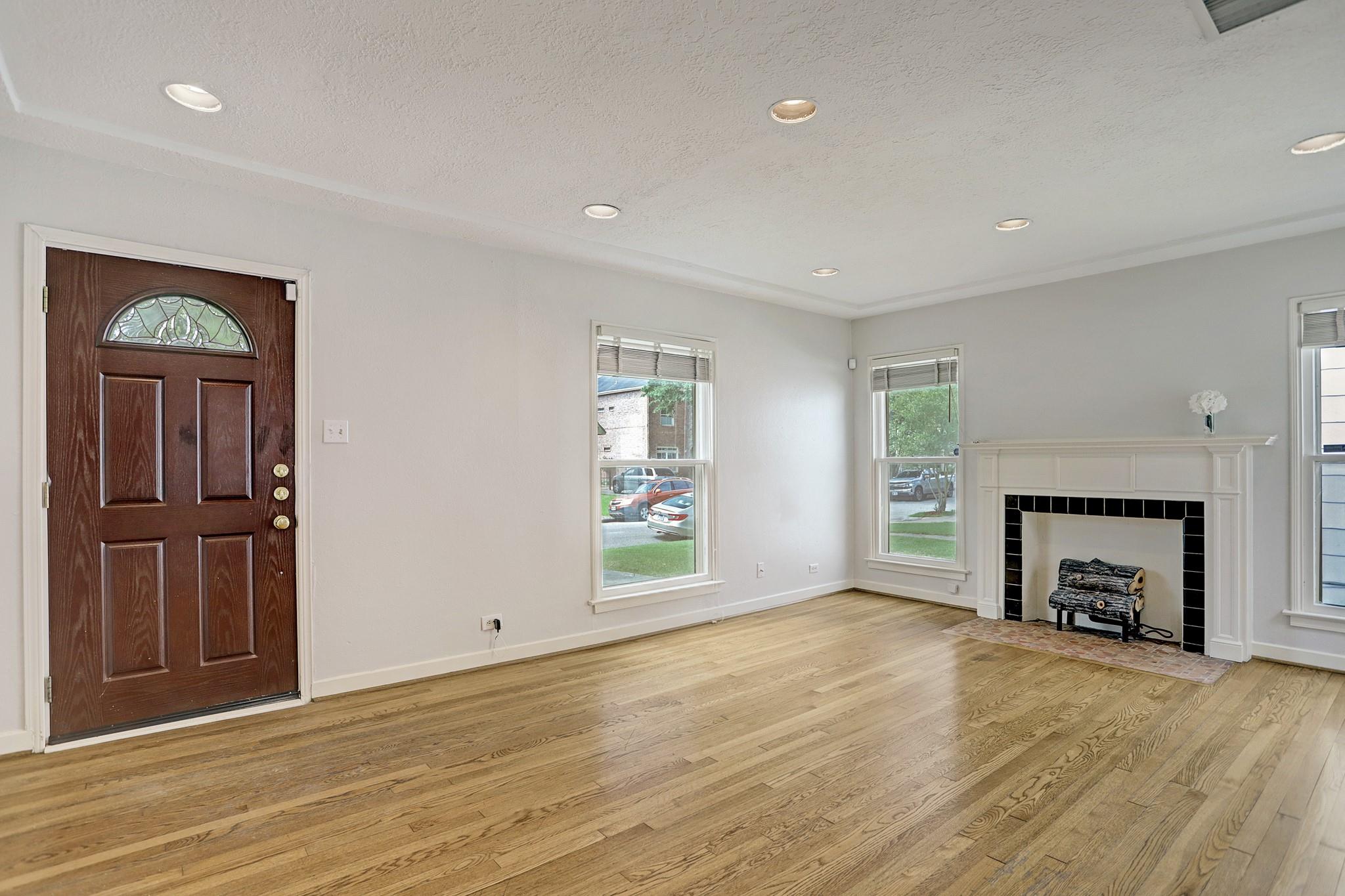 2402 Southgate Boulevard