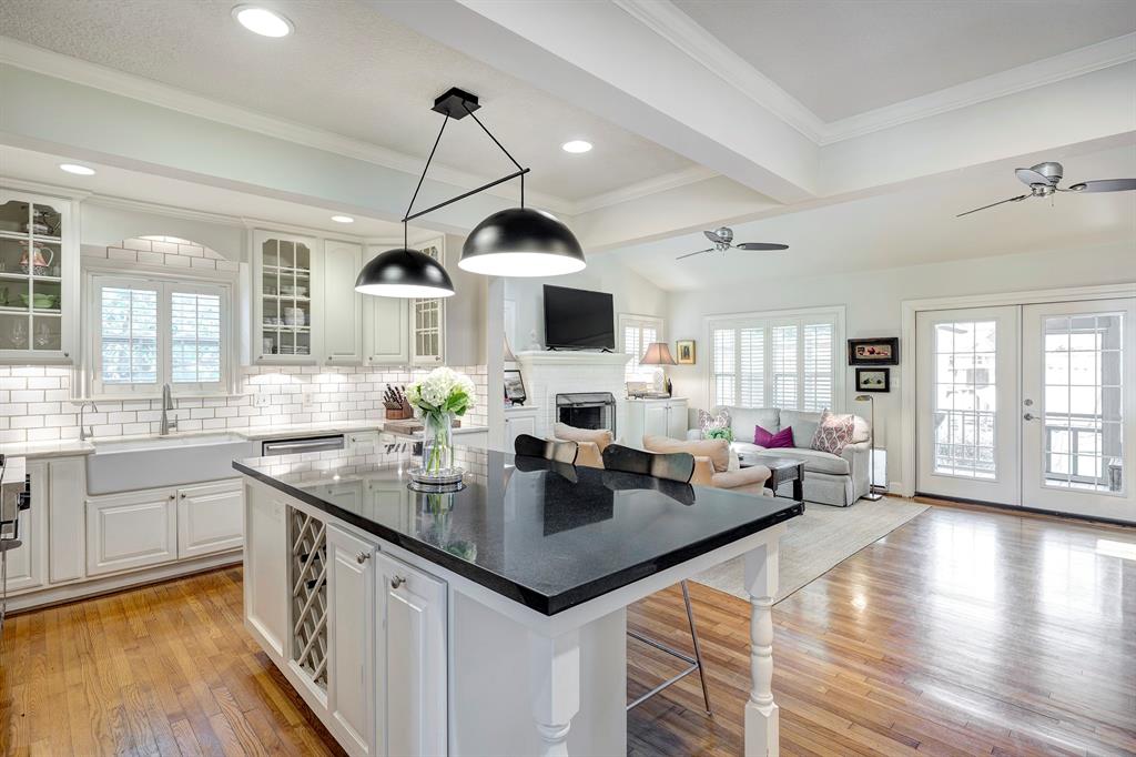 316 W 33rd Street